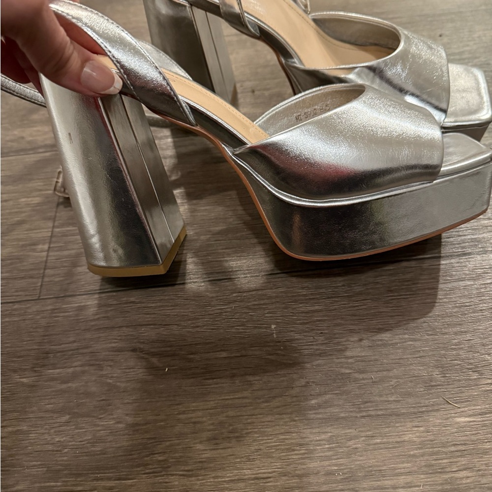 Source Unknown Metallic Silver Platform Sandals - image 1